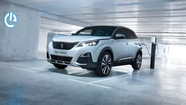 electrified Peugeot 3008 GT 2019 angular front