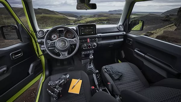 Suzuki Jimny 2019 inside cabin