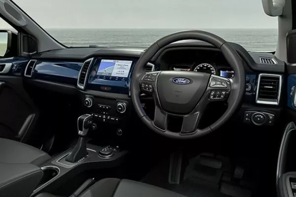 A picture of the interior of the Ford Everest Sport