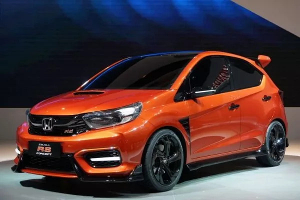 The Honda Brio is the spiritual successor of the old 90s Civic Hatchback Honda Brio 2020 on display