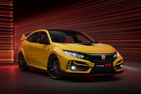 2020 honda civic type r being tested