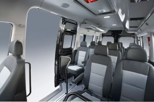 Hyundai H-350 interior