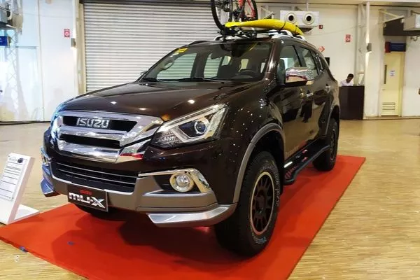 A picture of the 2020 Isuzu Mu-X Boondock