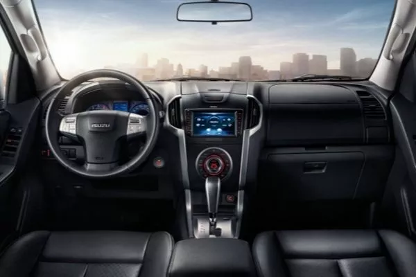 2020 Isuzu Mu-X interior