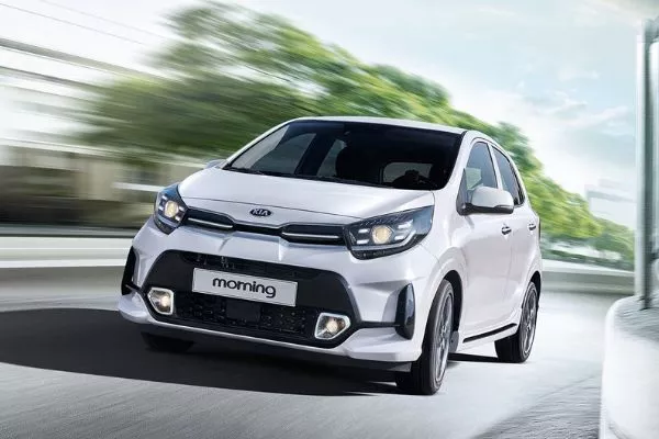 A picture of the 2020 Kia Picanto travelling on the road