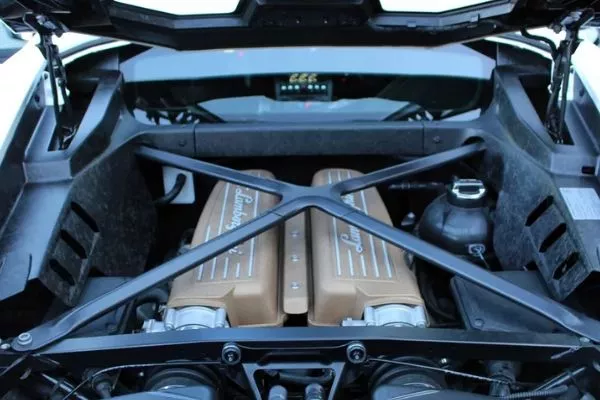 Lamborghini V10 aboard the Huracan Performante