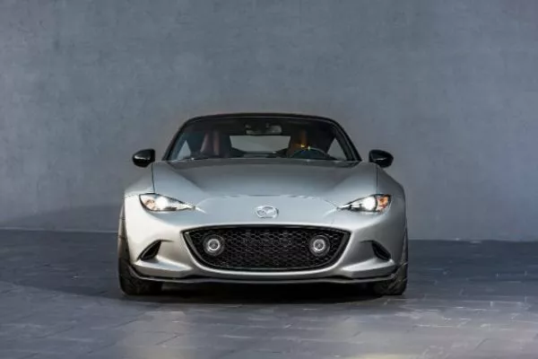 Mazda MX5 Miata front view