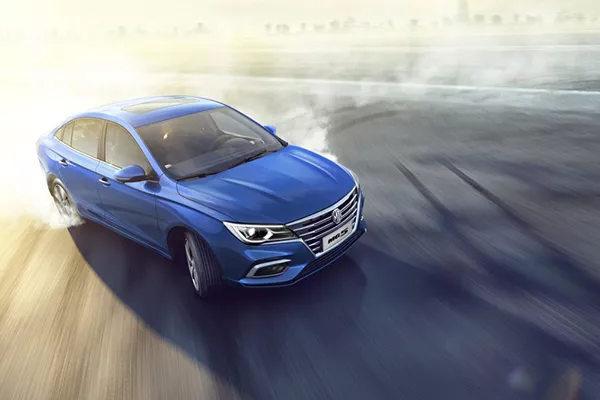 MG-5 2020 doing a powerslide