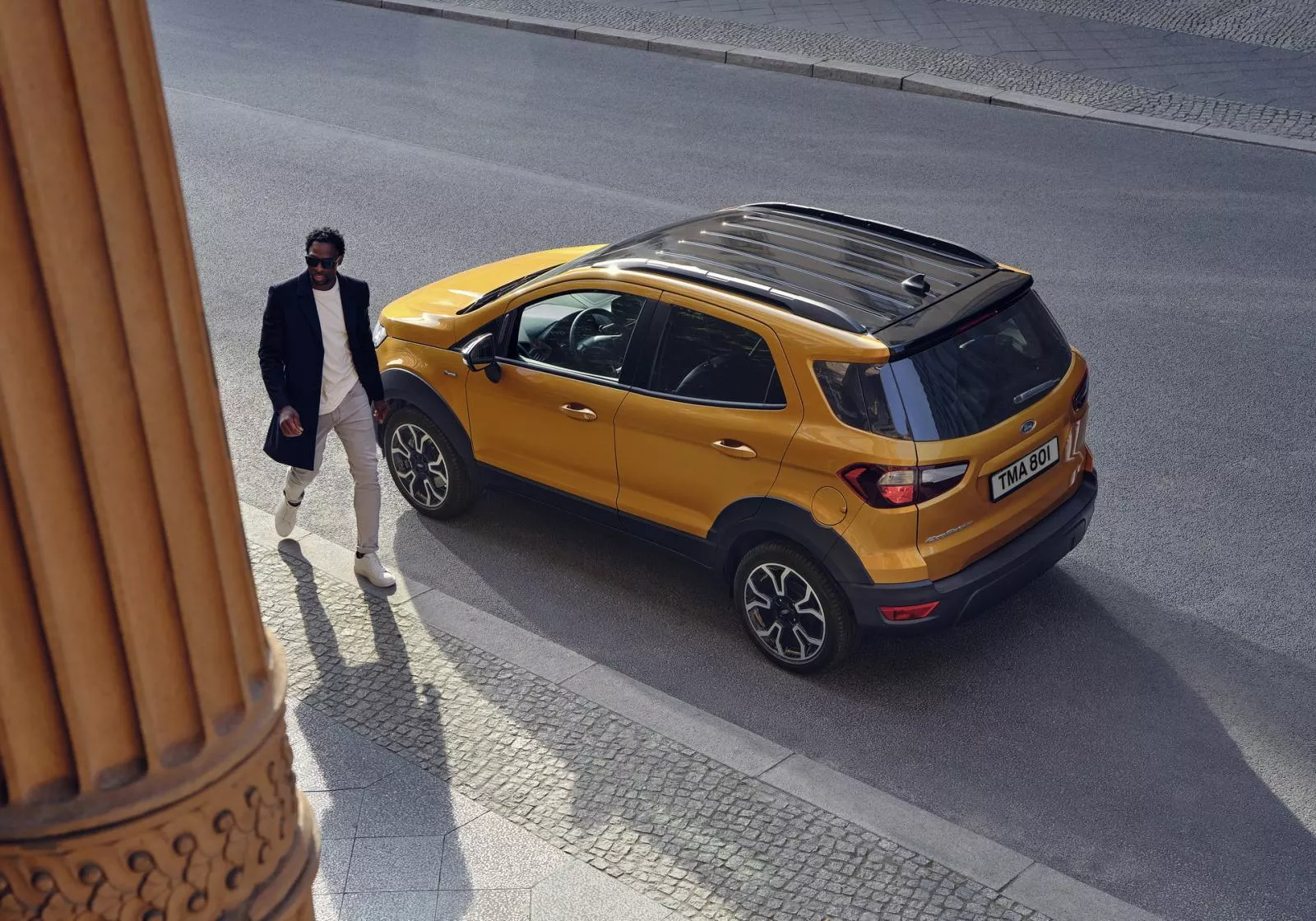 Ford did a good job in adding a two-tone paint job finish Ford EcoSport Two-Tone Finish