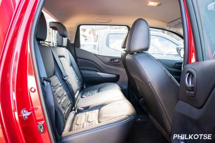 A picture of the 2021 Nissan Navara's rear seats