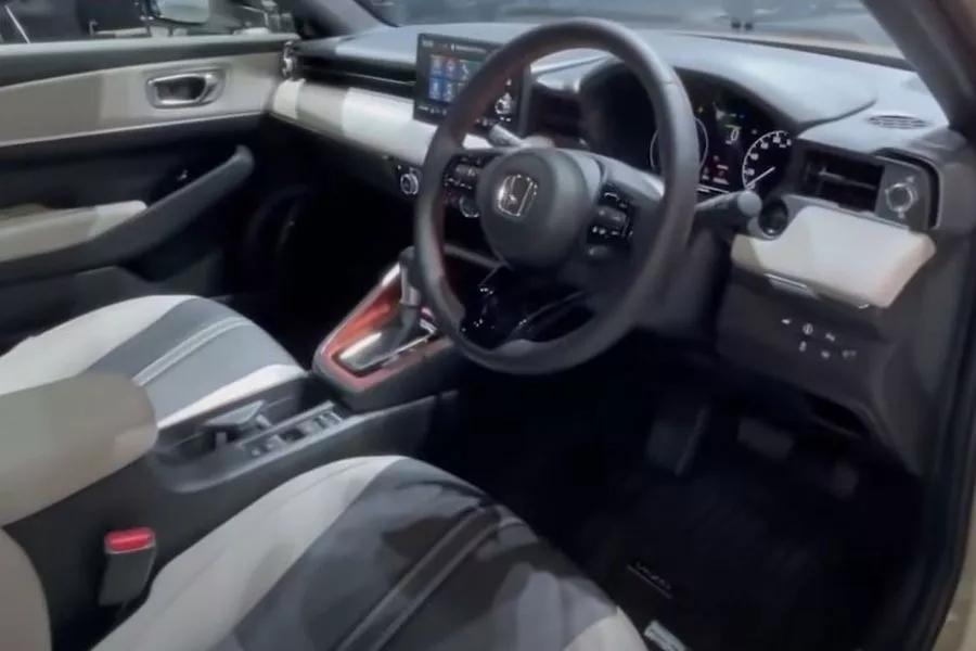 A picture of the interior of the 2022 Honda HR-V