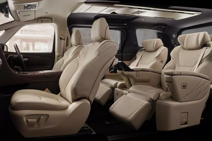 Toyota improved the new Alphard's interior space A peek inside the Alphard's cabin