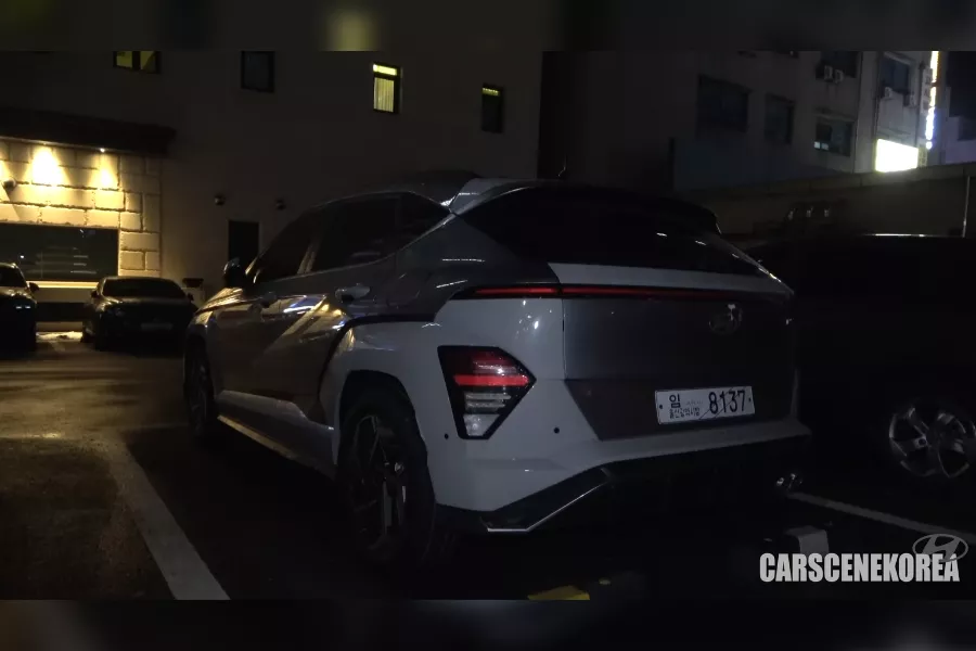 A picture of the rear of the 2024 Hyundai Kona.