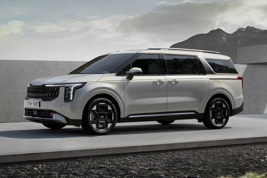 The 2025 Kia Carnival