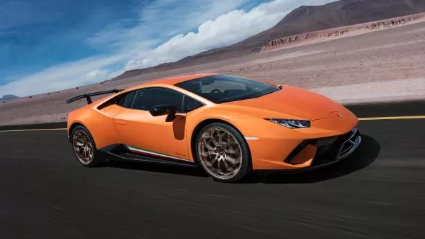 Lamborghini Huracán angular front view