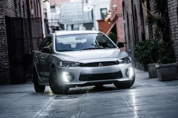 2017 Mitsubishi Lancer Limited Edition front view