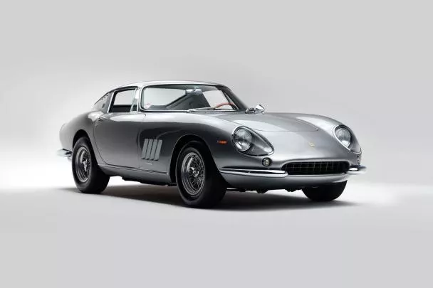 275 GTB/6C angular front