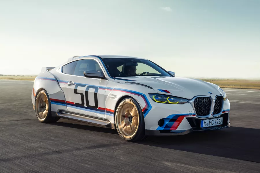 A picture of the 2023 BMW 3.0 CSL