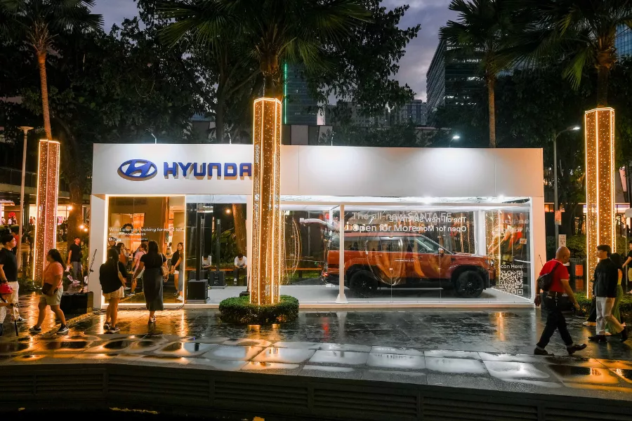 A picture of the 2024 Hyundai Santa Fe at night. 