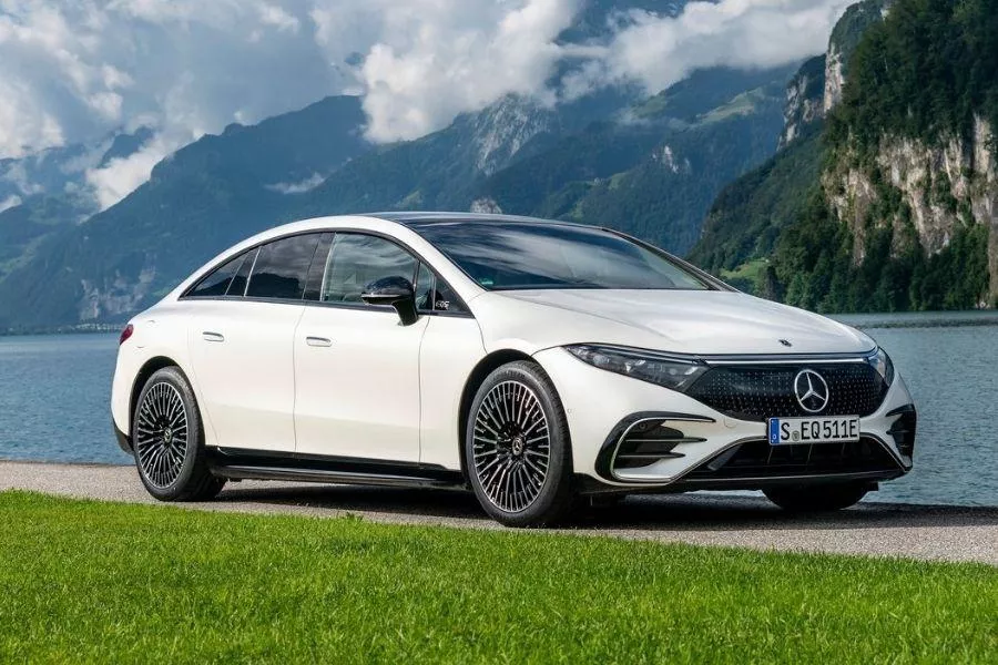 A picture of the Mercedes-Benz EQS