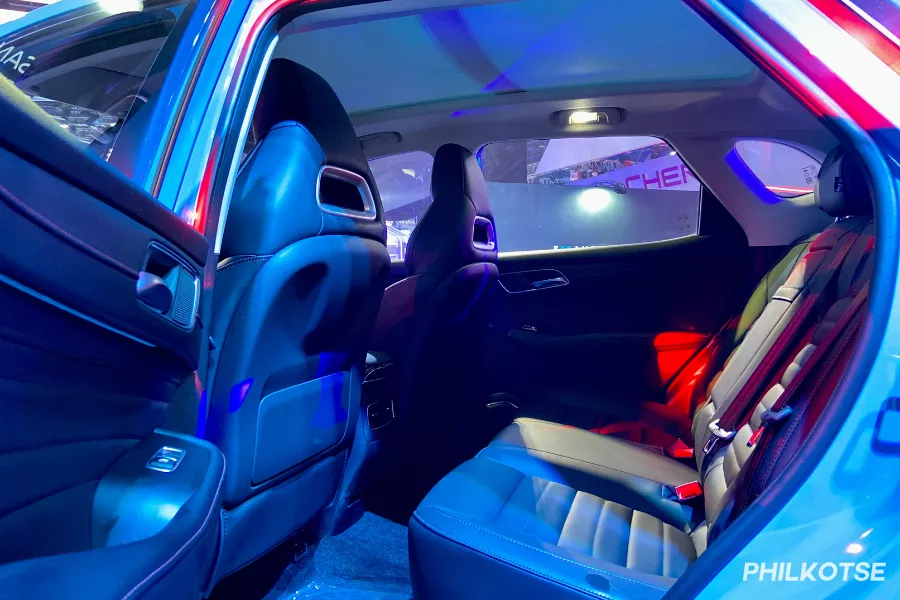 MG HS rear passenger