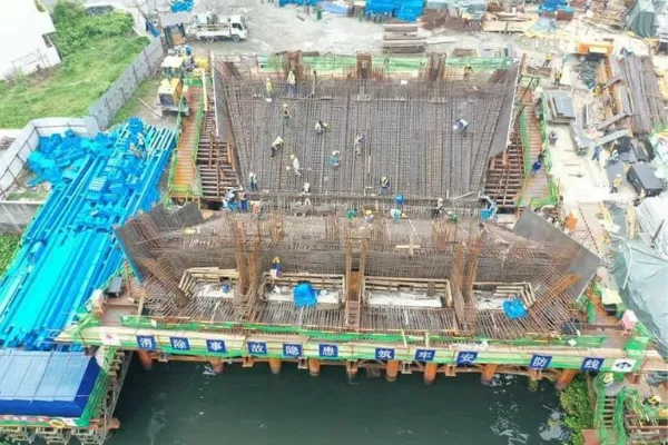 Estrella-Pantaleon Bridge