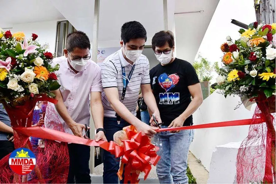 MMDA chairman Benhur Abalos with Pasig City Mayor Vico Sotto