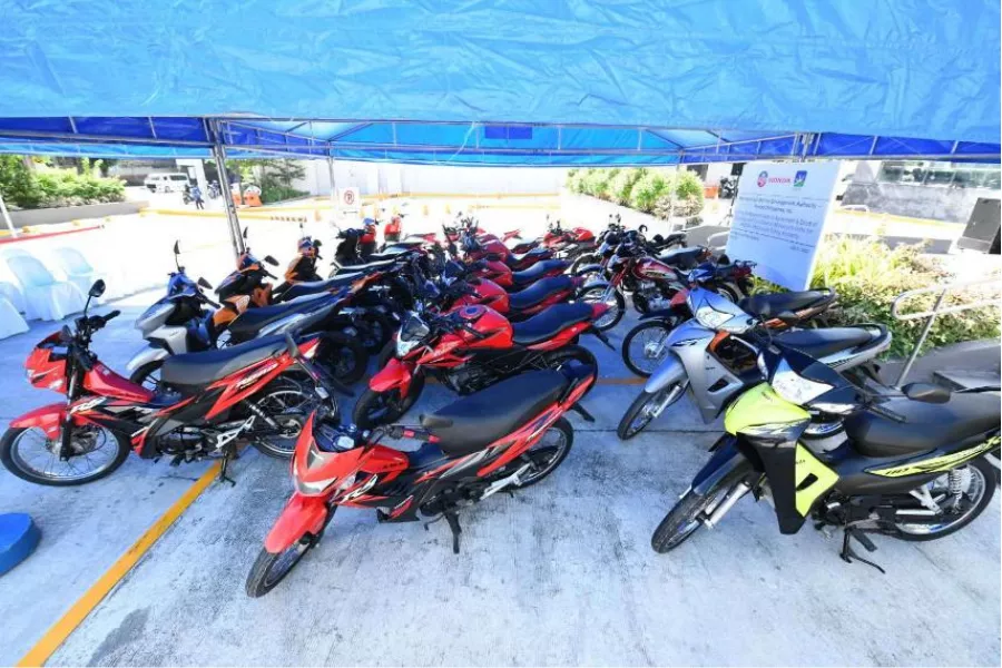 Honda Philippines Inc. donates motorcycle units to the MMDA