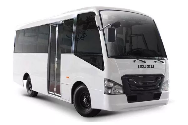 the body earns a new look which is different from the QKR truck Santarosa Motor Works’ Class II PUV