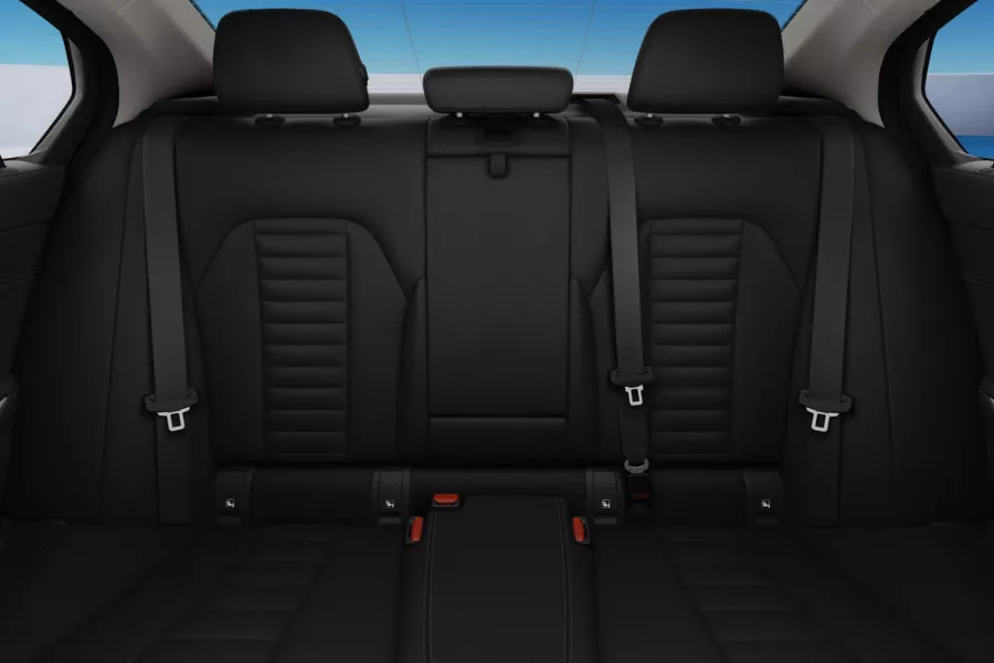 The 318i Sport's rear seats The 318i Sport's rear seats