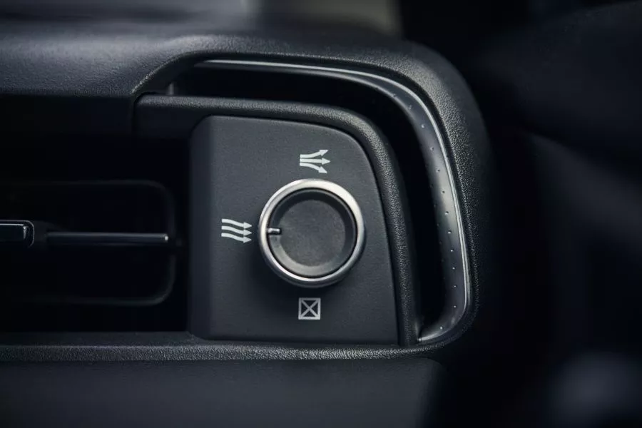 A picture of the 2022 Honda HR-V's AC vents