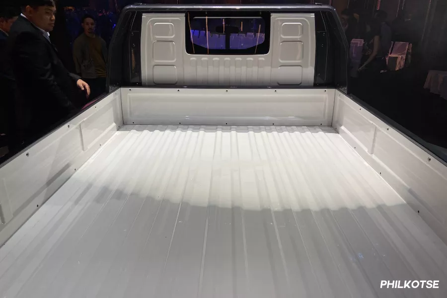 A view from the concept's flat bed A picture of the bed of the Tamaraw flat bed