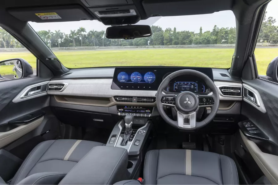2024 Mitsubishi Xforce interior shot