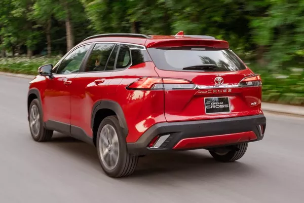 2021 Toyota Corolla Cross rear