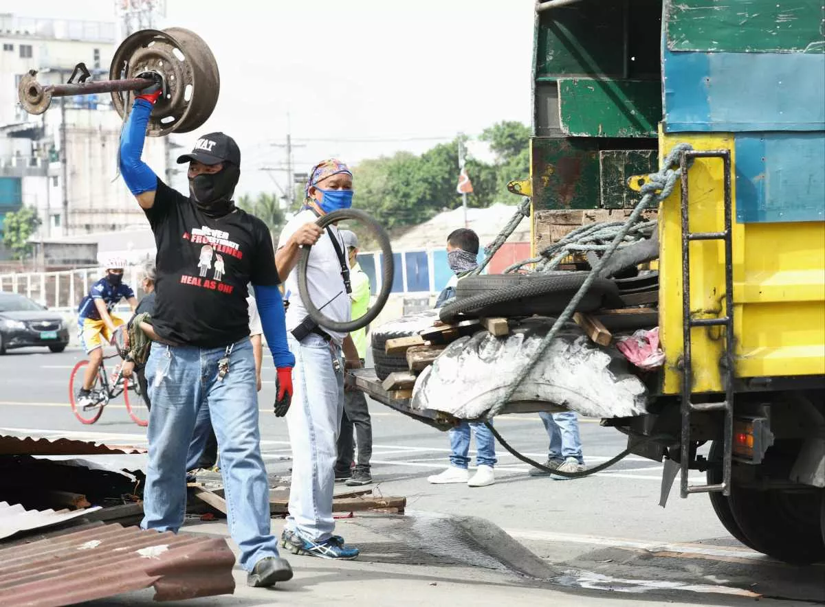 Road clearing operations 