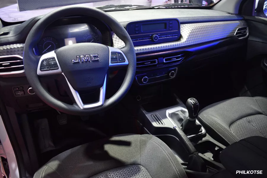 A peek inside the JMC Vigus A peek inside the JMC Vigus