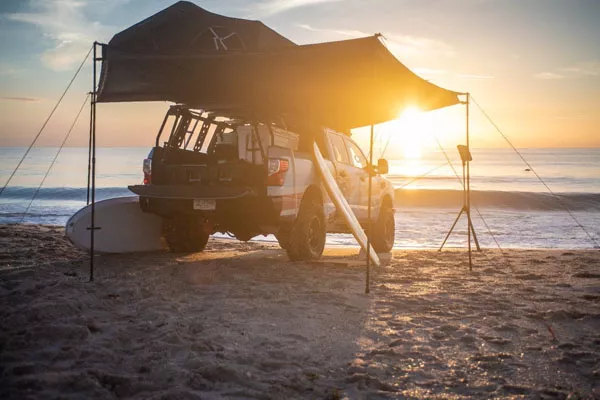 Nissan Titan 2018 on the beach