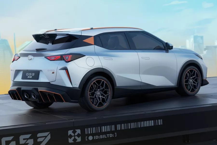 A picture of the GAC GS3 R-Style from the rear.