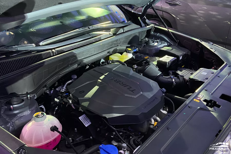 2023 Hyundai Santa Fe engine