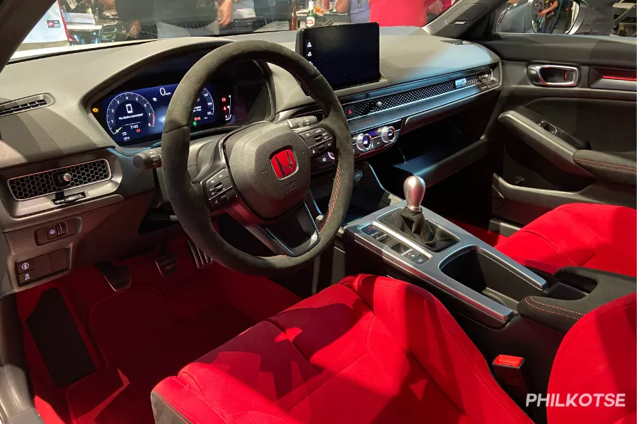 2023 Honda Civic Type R interior dashboard
