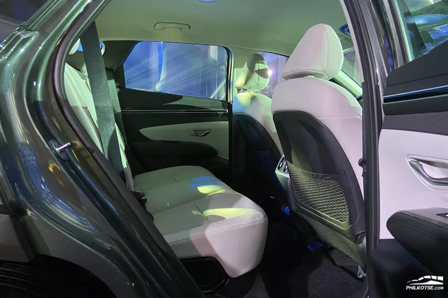 2023 Hyundai Tucson second row seats