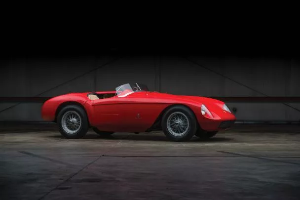 side view of the 500 Mondial Spider 