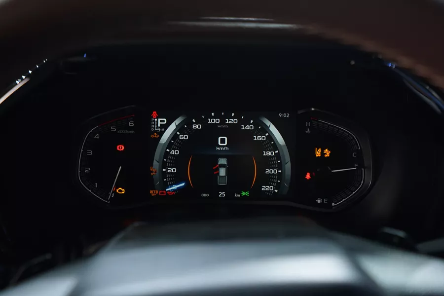 The D-Max's new seven-inch digital instrument display