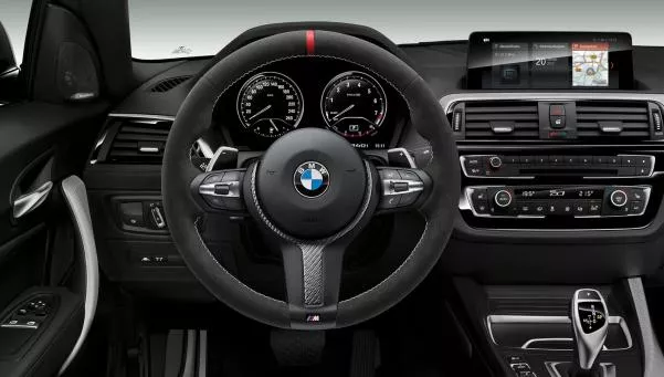 M240i M Performance Edition's steering wheel and dashboard