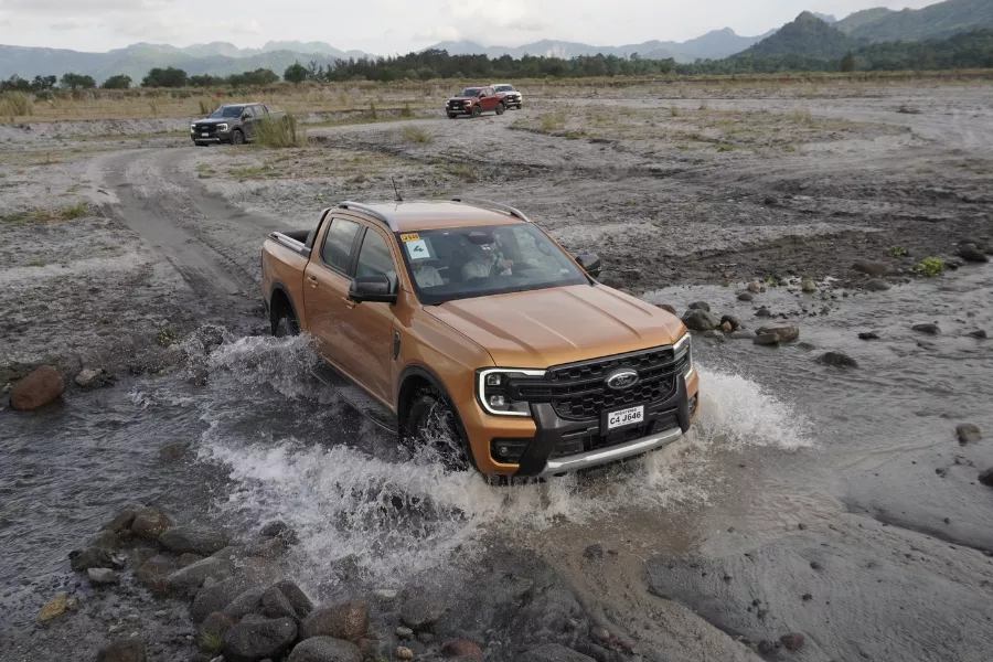 Next-gen Ford Ranger off-road driving