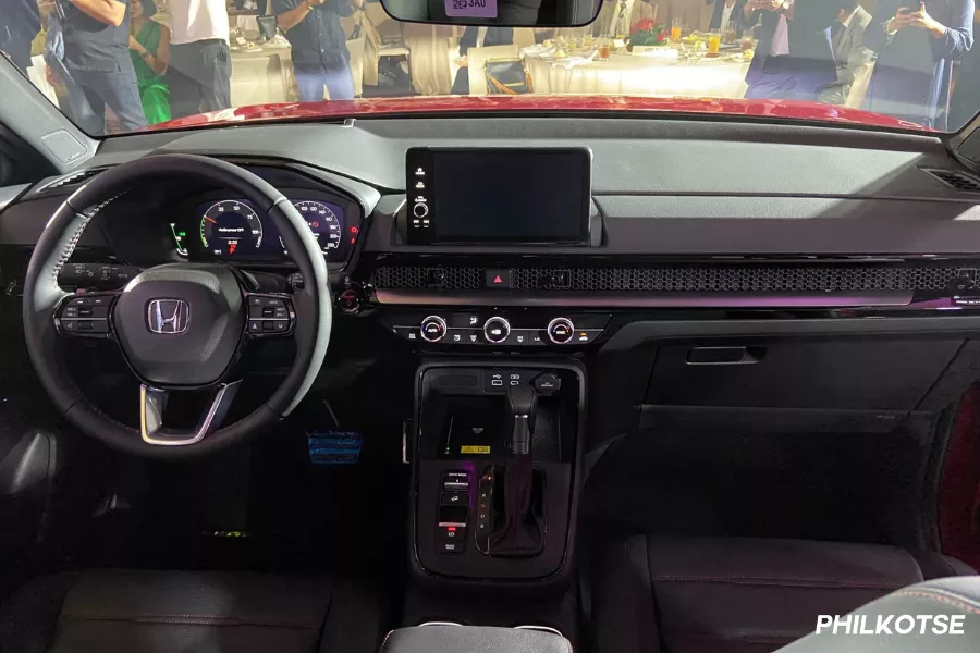Inside the 2024 CR-V
