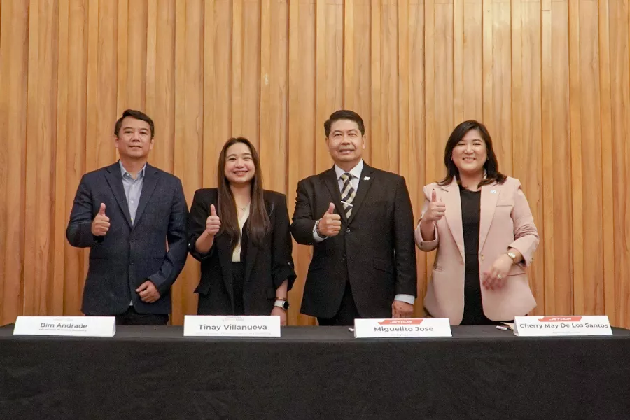 JAPI and Megaworld Lifestyle Malls executives 