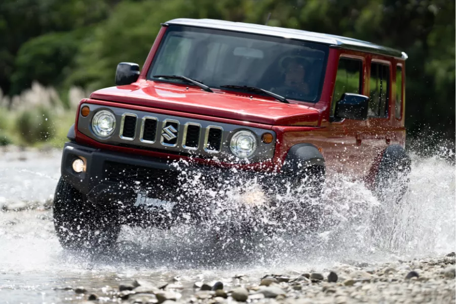 The GLX variants have more airbags and a better central touchscreen display. The GLX variants have more airbags and a better central touchscreen display.