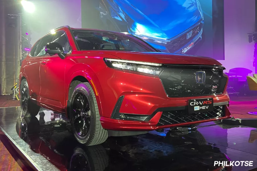 All-new 2024 Honda CR-V front quarter shot