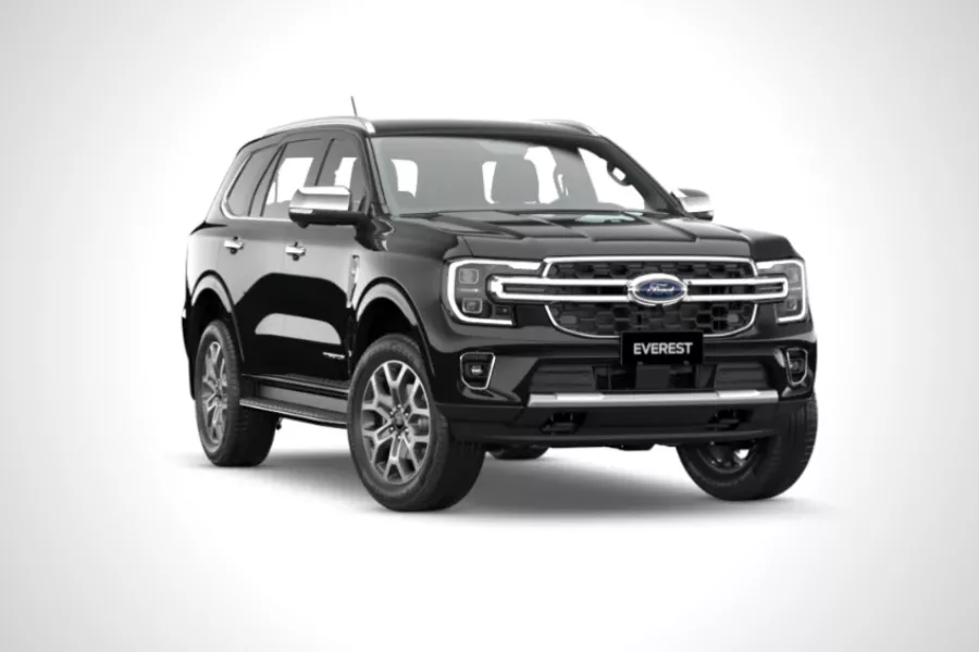 The 2023 Ford Everest in Absolute Black